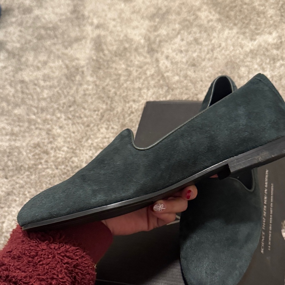 Vionic Women's Elegant Black Loafers - Picture 2 of 7